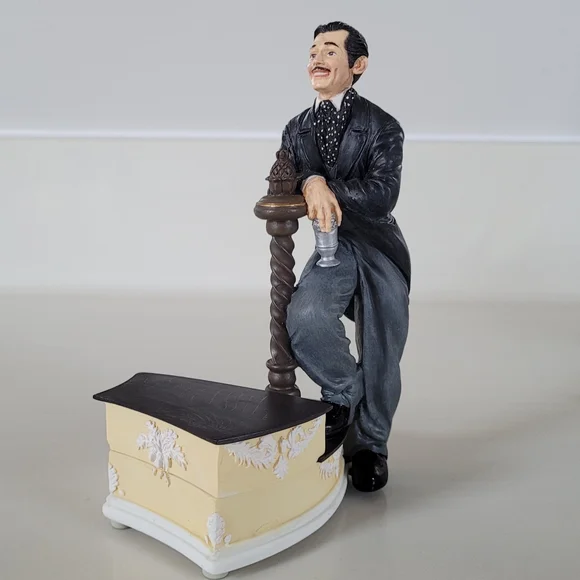 Rhett GWTW GONE WITH THE WIND Rhett Butler music bx Ardleigh-Elliot 1993 - Picture 1 of 12